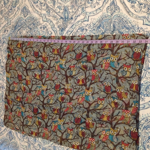 NWOT Owl Print Circle Scarf - Picture 4 of 4